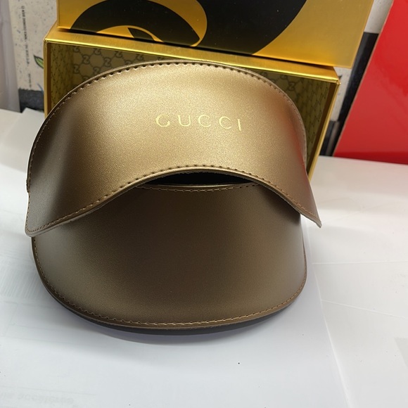 Brand new a Gucci Large Sunglass case - Picture 7 of 7
